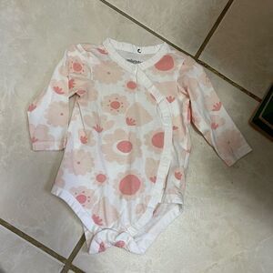 528. Mighty Goods Pink Floral Print Long Sleeve Shirt size 3 months